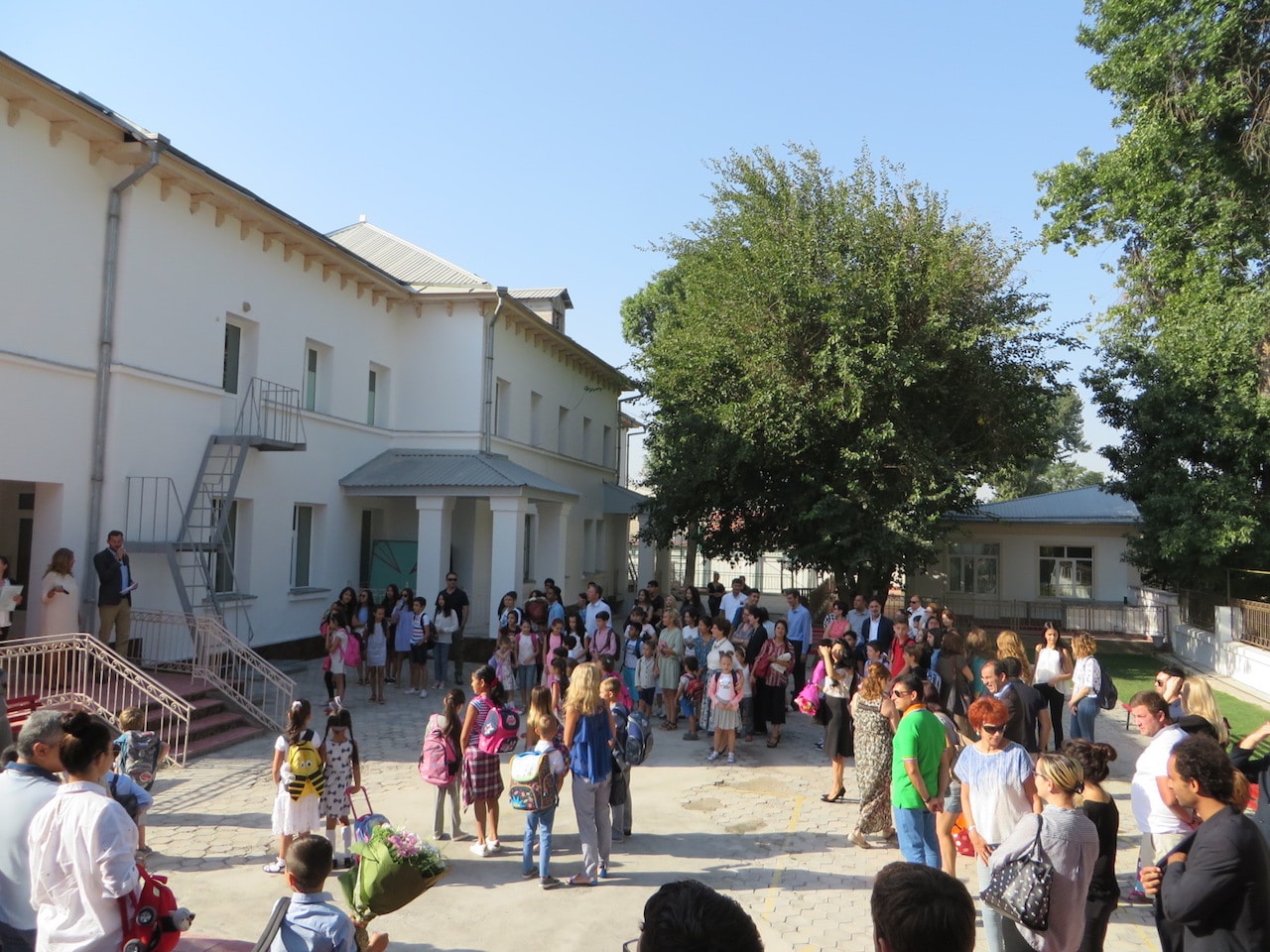 Catherine Buatois, Directrice de l'ecole francaise de Tachkent