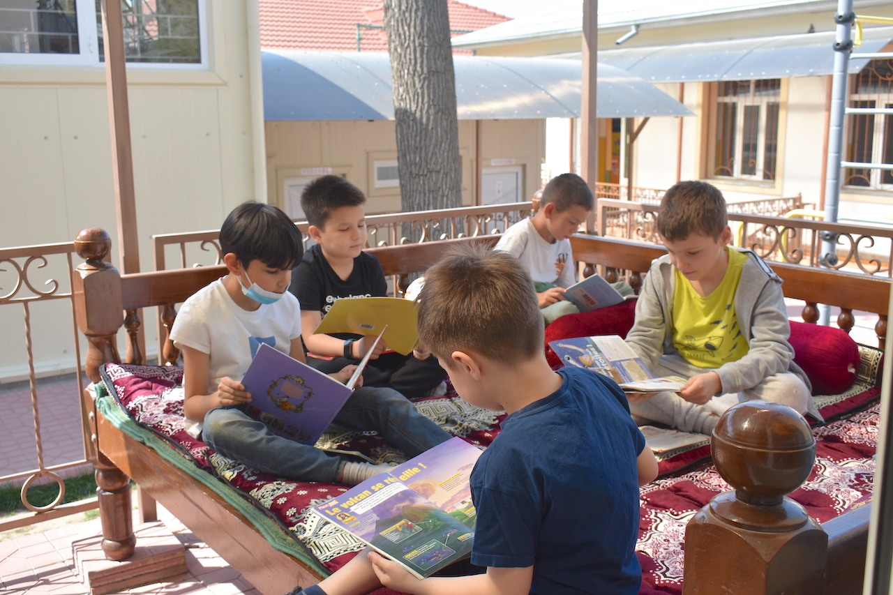 bibliotheque de l'ecole francaise de tachkent